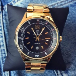 Ceas barbati elegant auriu cu bratara metalica