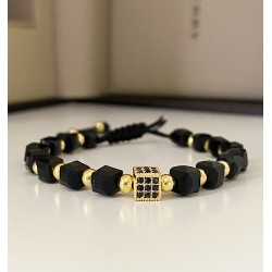 Bratara dama model deosebit cu margele negre si patrat cu pietricele negre