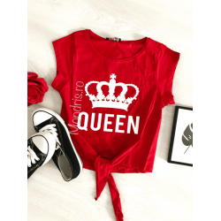 Tricou dama rosu cu imprimeu Queen strans la talie cu funda