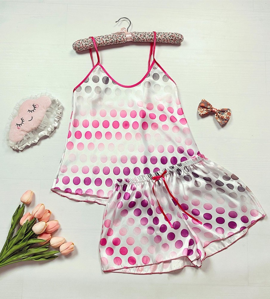 Pijama dama ieftina primavara-vara alba din satin lucios cu imprimeu cercuri roz