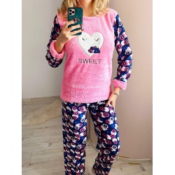 Pijama dama cu plusuri bleumarin cu roz extrem de pufoasa si calduroasa cu imprimeu Sweet