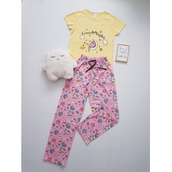 Pijama dama ieftina bumbac cu tricou galben si pantaloni lungi roz cu imprimeu Good Night