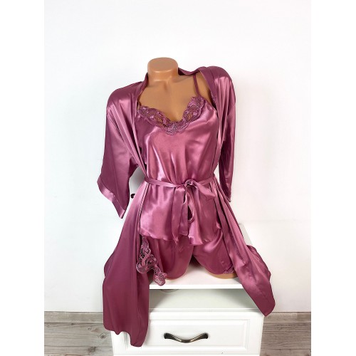 Set dama ieftin roz din satin format din capot, maieu si pantaloni scurti