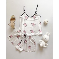 Pijama dama ieftina cu aspect satinat cu maieu si pantaloni scurti cu imprimeu cu Vacuțe Roz Fericite - Veselie și Bucurie Jucăușă