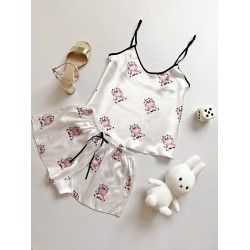 Pijama dama ieftina cu aspect satinat cu maieu si pantaloni scurti cu imprimeu cu Vacuțe Roz Fericite - Veselie și Bucurie Jucăușă