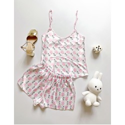 Pijama dama ieftina cu aspect satinat cu maieu si pantaloni scurti cu imprimeu Vată pe Băț și Bomboane Sugar Candy - Ceva Dulce