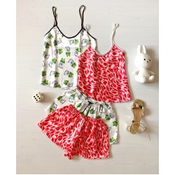 Pijama dama ieftina cu aspect satinat cu maieu si pantaloni scurti cu imprimeu Roz alb - Subtilitate si Caldura