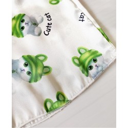 Pijama dama ieftina cu aspect satinat cu maieu si pantaloni scurti cu imprimeu minunat Cute Cat - Funny si tandrete