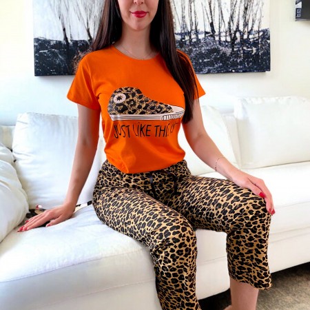 Pijama dama din bumbac cu pantaloni lungi animal print si tricou portocaliu cu imprimeu Tenis - Just like this
