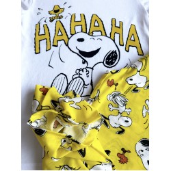 Pijama dama ieftina bumbac lunga cu pantaloni lungi galbeni si tricou alb cu imprimeu Snoopy haha