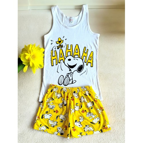 Pijama dama ieftina din bumbac formata din pantaloni scurti galbeni  si maieu cu imprimeu SNOOPY HAHA