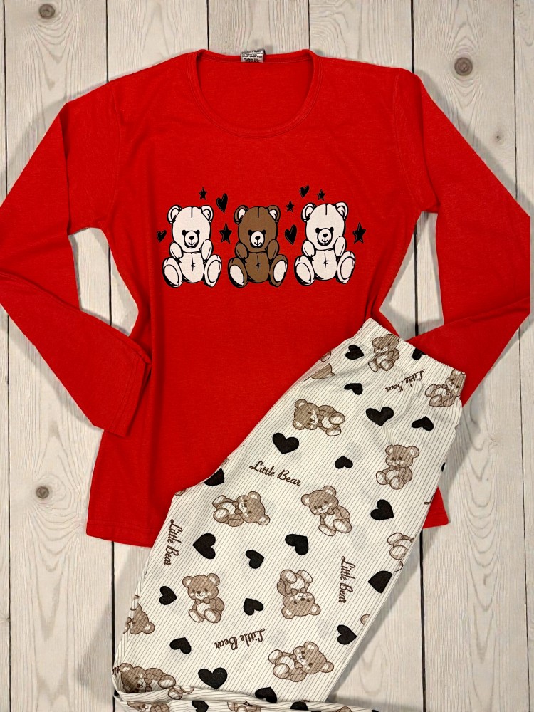 Pijama dama ieftina din bumbac cu pantaloni lungi si bluza rosie cu imprimeu ursuleti inimioare