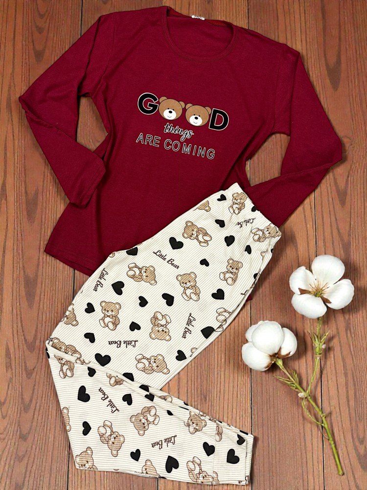 Pijama dama ieftina din bumbac cu pantaloni lungi si bluza grena cu imprimeu Good things are coming