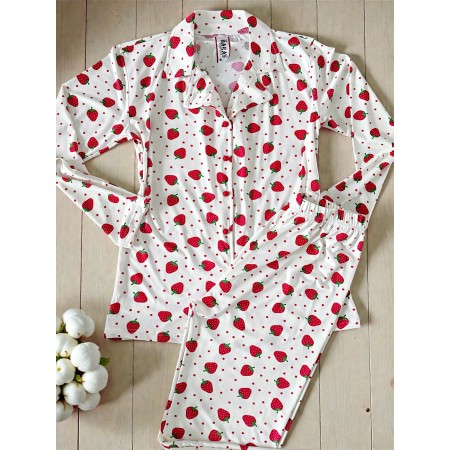 Pijama dama ieftina din bumbac, cu pantaloni lungi si bluza alba cu imprimeu cu capsuni