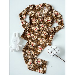Pijama dama ieftina din bumbac fin, mai larguta - lejera cu pantaloni lungi si bluza lunga cu imprimeu Bears maro