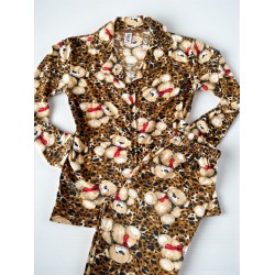 Pijama dama ieftina din bumbac fin, mai larguta - lejera cu pantaloni lungi si bluza lunga cu imprimeu Bears maro