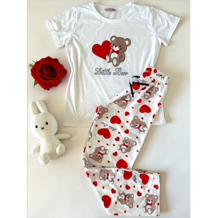 Pijama dama din bumbac ieftina cu pantaloni lungi cu inimioare si tricou alb cu imprimeu Little Bear HEARTS