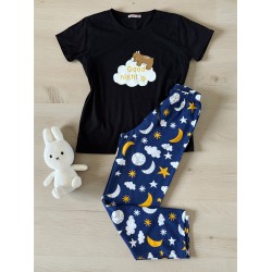 Pijama dama din bumbac cu pantaloni lungi bleumarin si tricou negru cu imprimeu GOOD NIGHT ursulet