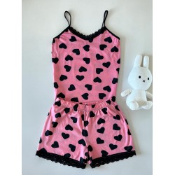 Pijama dama din bumbac roz super draguta cu maieu si pantaloni scurti cu dantela si imprimeu inimioare