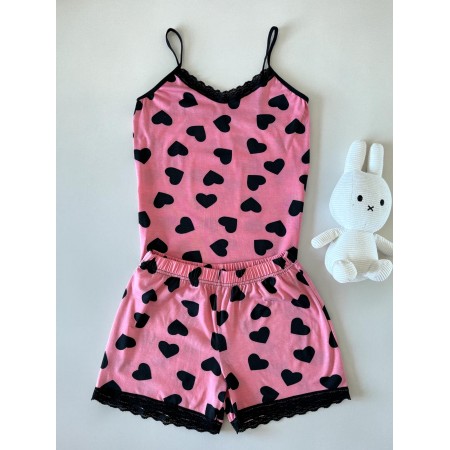 Pijama dama din bumbac roz super draguta cu maieu si pantaloni scurti cu dantela si imprimeu inimioare