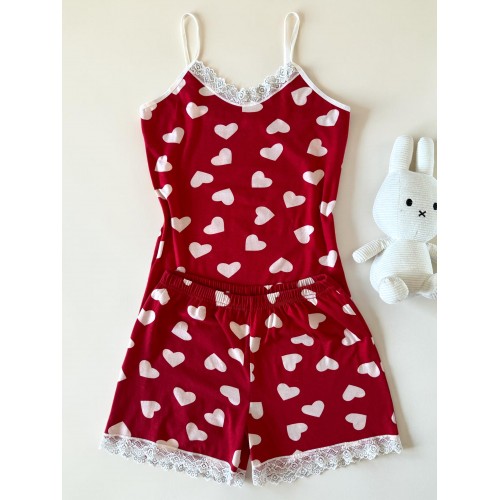 Pijama dama din bumbac rosie super draguta cu maieu si pantaloni scurti cu dantela si imprimeu inimioare