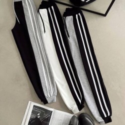 Pantaloni dama casual negru tip jogger cu dungi laterale gri