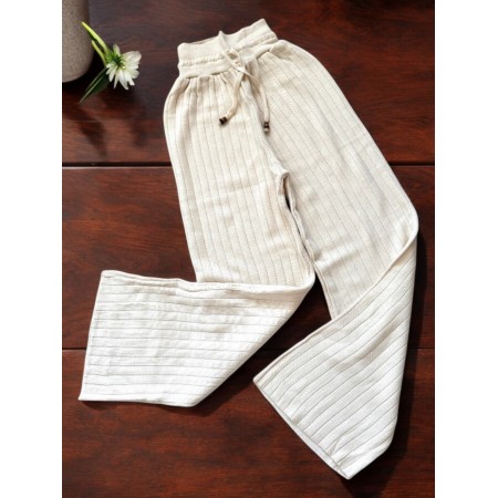 Pantaloni dama din tricot albi cu snur in talie