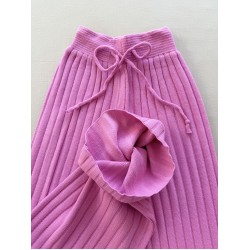 Pantaloni dama din tricot roz deschis  cu snur in talie