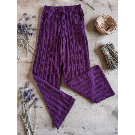 Pantaloni dama din bumbac mov cu aspect creponat foarte versatili