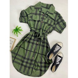 Rochie ieftina casual stil camasa khaki si neagra cu dungi si cordon in talie