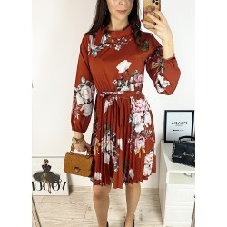 Rochie dama ieftina caramizie de zi midi cu pliuri si imprimeu flori roz cu guler chic