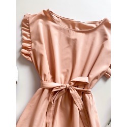 Rochie de zi scurta roz cu volanase la manecute