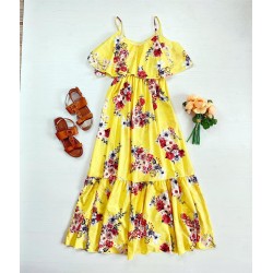 Rochie midi casual ieftina galben cu imprimeu floral si maneci cazute pe umeri