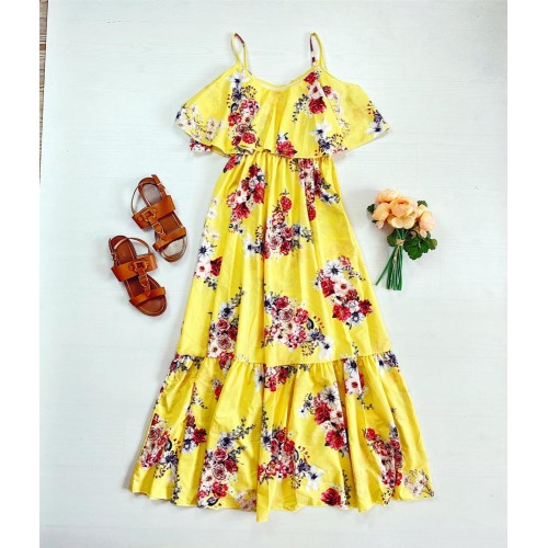 Rochie midi casual ieftina galben cu imprimeu floral si maneci cazute pe umeri