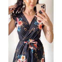 Rochie de zi scurta neagra cu flori si volanase la manecute