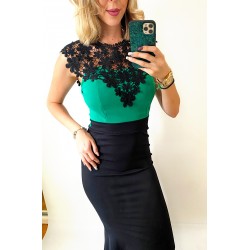Rochie de seara lunga neagra si corset verde brodat