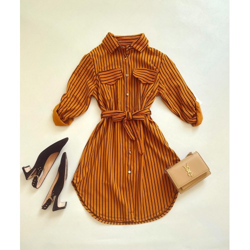 Rochie de zi ieftina galbena stil camasa cu imprimeu linii si cordon in talie