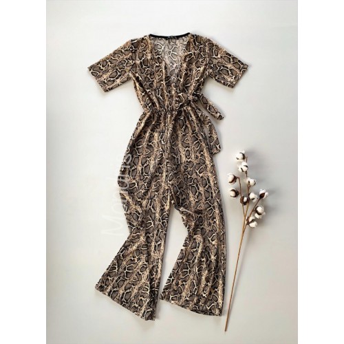 Salopeta dama casual lunga crem cu imprimeu snakeskin si cordon in talie