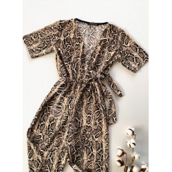 Salopeta dama casual lunga crem cu imprimeu snakeskin si cordon in talie