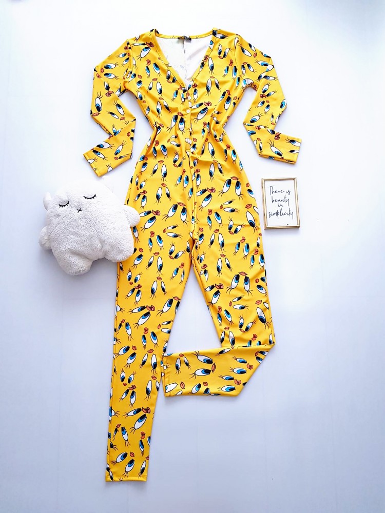 Pijama dama minunata tip salopeta lunga galbena cu maneca lunga și imprimeu TW