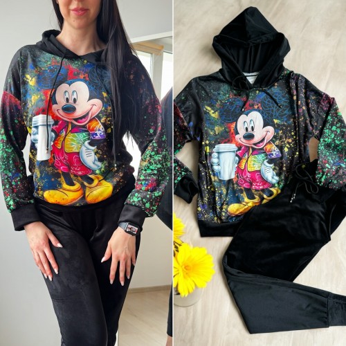 Trening dama negru din CATIFEA cu pantaloni lungi cu snur si bluza neagra cu gluga imprimeu Mickey cute
